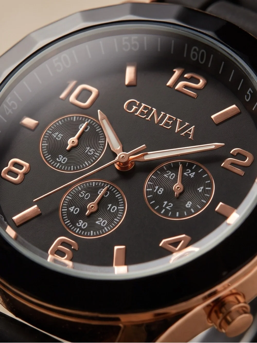 New Geneva Watch Black Silicone Band Rose Gold Tone Hardware New Battery!